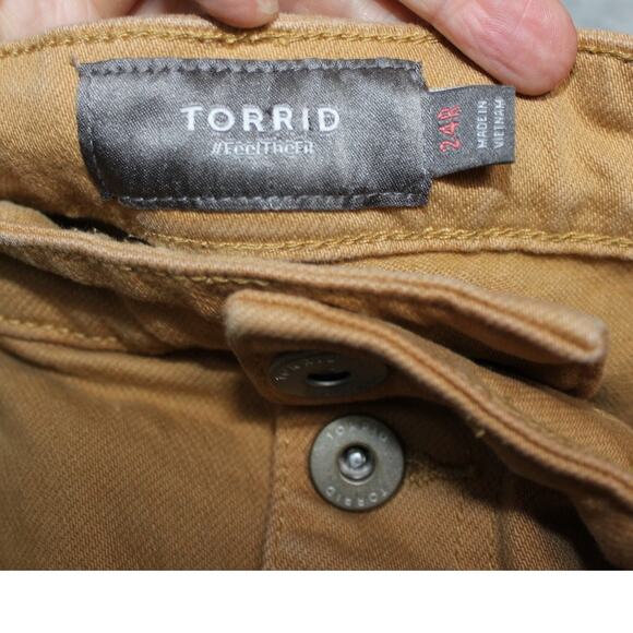 Torrid Button Up Camel Jeans Size 24Reg Fray leg - Picture 6 of 9
